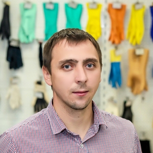 Беззубенков Александр - специалист по работе с поставщиками